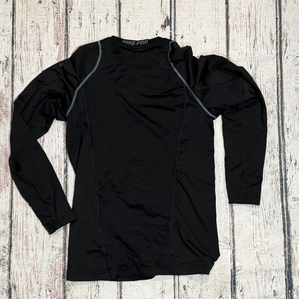 Nike Pro Dri-Fit Fitted Black Athletic Hyperwarm Workout Gym Mens Shirt